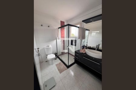 Banheiro de casa à venda com 3 quartos, 200m² em Niterói, Canoas