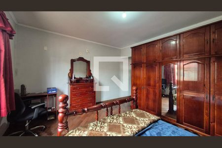 Quarto de casa à venda com 4 quartos, 239m² em Jardim Las Vegas, Santo André