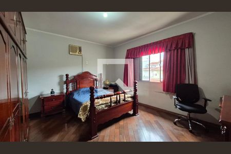 Quarto de casa à venda com 4 quartos, 239m² em Jardim Las Vegas, Santo André