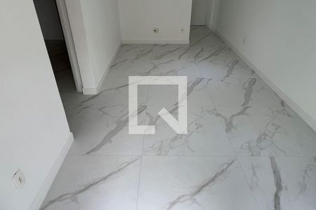 Sala de apartamento para alugar com 3 quartos, 84m² em Ponta da Praia, Santos