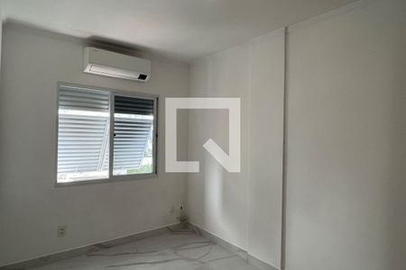 Quarto 1 de apartamento para alugar com 3 quartos, 84m² em Ponta da Praia, Santos