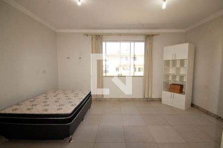 quarto 1 de casa à venda com 5 quartos, 390m² em Bandeirantes (pampulha), Belo Horizonte