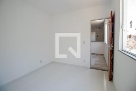 Quarto 2 de casa de condomínio para alugar com 2 quartos, 55m² em Olaria, Rio de Janeiro