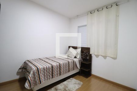 Quarto 1 de apartamento para alugar com 2 quartos, 47m² em Pampulha, Uberlândia