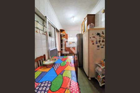 Cozinha de apartamento à venda com 3 quartos, 103m² em Floresta, Porto Alegre