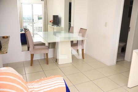 Sala de apartamento para alugar com 2 quartos, 65m² em Itapuã, Salvador