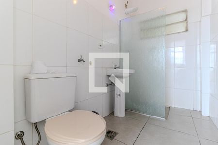 Banheiro de kitnet/studio para alugar com 1 quarto, 31m² em Vila Buarque, São Paulo