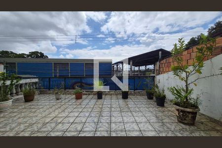 Área externa  de casa à venda com 4 quartos, 209m² em Vila Homero Thon, Santo André