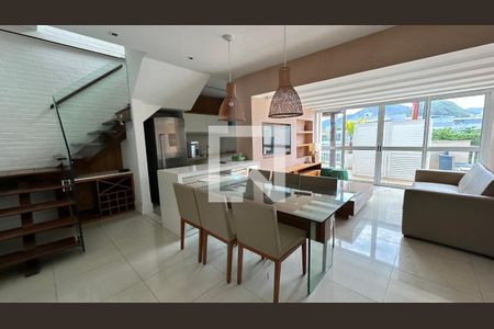 Sala de apartamento para alugar com 3 quartos, 180m² em Recreio dos Bandeirantes, Rio de Janeiro