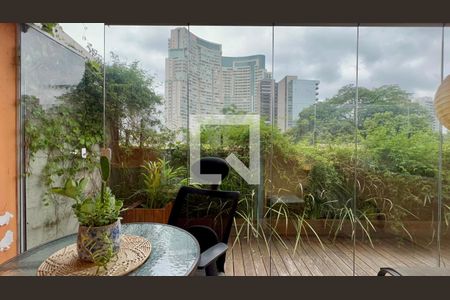 Apartamento para alugar com 2 quartos, 139m² em Pinheiros, São Paulo