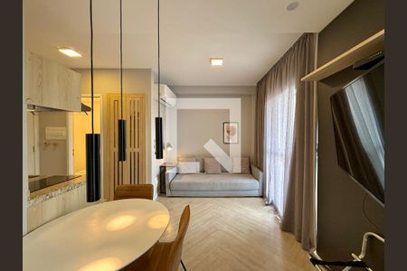 Sala de kitnet/studio para alugar com 1 quarto, 44m² em Jardim das Acacias, São Paulo