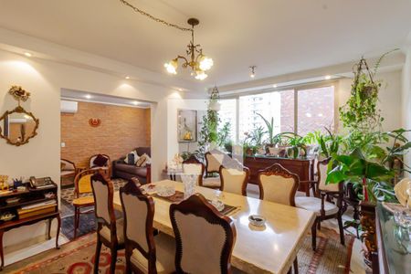 Sala de apartamento à venda com 2 quartos, 100m² em Vila Nova Conceição, São Paulo