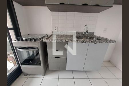 Sala/Cozinha de apartamento para alugar com 2 quartos, 43m² em Km 18, Osasco