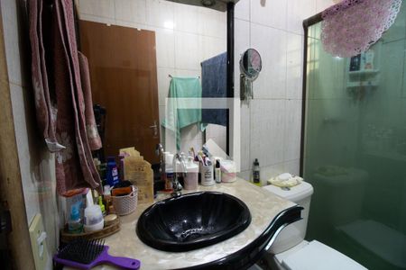 Banheiro quarto 1 de casa à venda com 2 quartos, 185m² em Vila Silvia, São Paulo