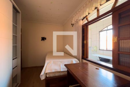 Casa à venda com 236m², 4 quartos e 2 vagasQuarto 2 da casa 2