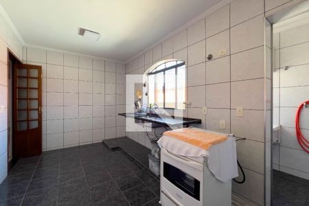 Casa à venda com 236m², 4 quartos e 2 vagasCozinha da casa 2