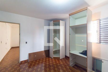 Quarto 1 de casa para alugar com 3 quartos, 100m² em Parque Santa Madalena, São Paulo