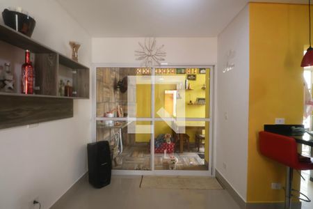 Sala de casa para alugar com 2 quartos, 80m² em Balneario Cidade Atlantica, Guarujá