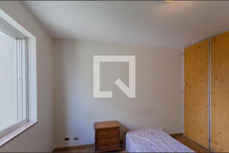 Quarto 1 de apartamento para alugar com 3 quartos, 137m² em Aclimação, São Paulo