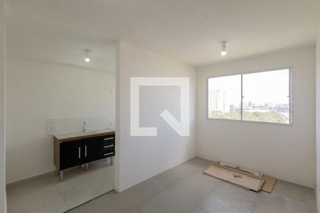 Sala de apartamento para alugar com 2 quartos, 45m² em Usina Piratininga, São Paulo