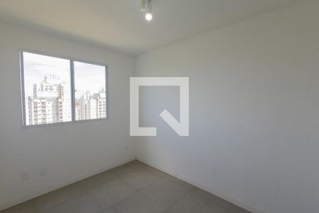 Quarto 2 de apartamento para alugar com 2 quartos, 45m² em Usina Piratininga, São Paulo