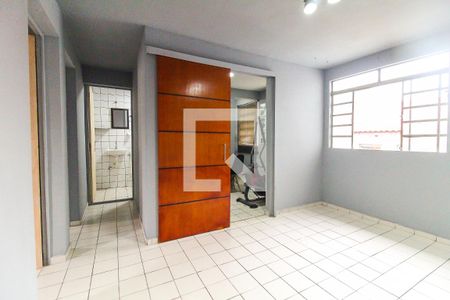 Sala de apartamento para alugar com 2 quartos, 42m² em Jardim Lourdes, Ferraz de Vasconcelos
