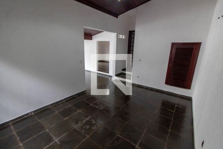 SALA 3 de casa para alugar com 4 quartos, 310m² em Cidade Universitária, Campinas