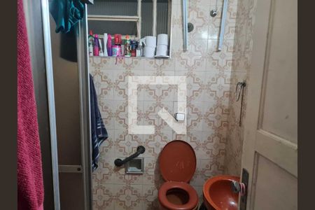 Banheiro de casa para alugar com 2 quartos, 140m² em Vila Romero, São Paulo