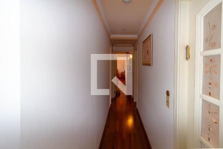 Corredor dos Quartos de apartamento à venda com 3 quartos, 91m² em Jardim Avelino, São Paulo