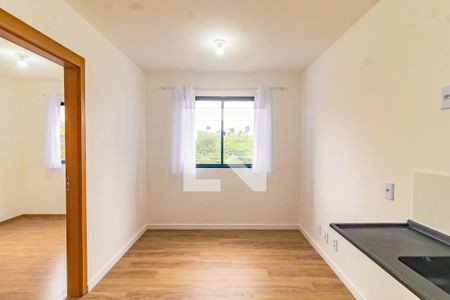 Sala/Cozinha de apartamento para alugar com 1 quarto, 24m² em Jardim Oriental, São Paulo