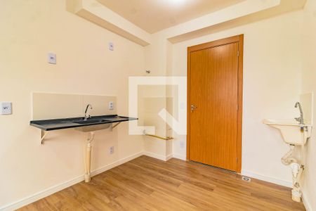 Sala/Cozinha de apartamento para alugar com 1 quarto, 24m² em Jardim Oriental, São Paulo