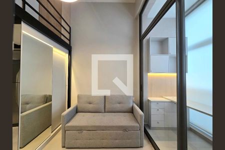 Sala de kitnet/studio para alugar com 1 quarto, 29m² em Indianópolis, São Paulo