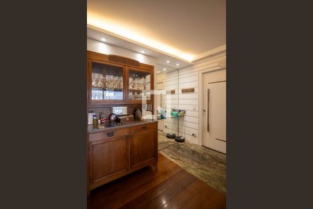 Sala de apartamento à venda com 3 quartos, 222m² em Vila Progredior, São Paulo