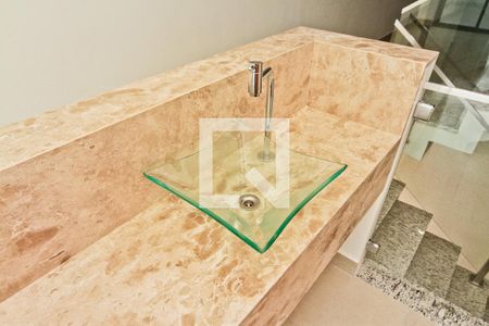 Lavabo de casa à venda com 2 quartos, 130m² em Vila Carolina, São Paulo