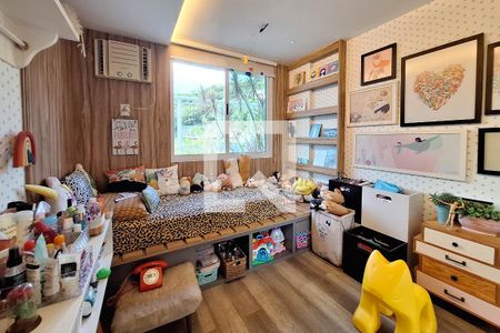 Quarto 1 de apartamento à venda com 3 quartos, 210m² em Santa Rosa, Niterói