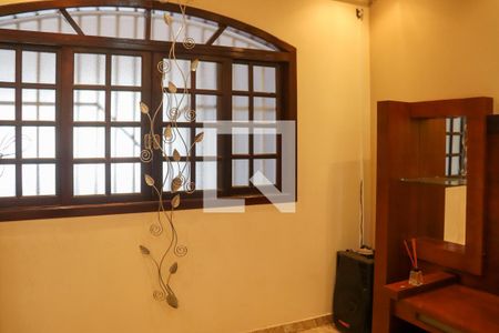 Sala Casa 1 de casa à venda com 4 quartos, 279m² em Parque Gerassi, Santo André