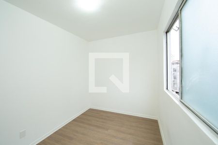 QUARTO1 de apartamento para alugar com 2 quartos, 55m² em Estoril, Belo Horizonte