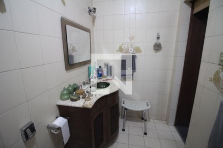 Suite Quarto 1 de casa à venda com 4 quartos, 475m² em Bairro da Glória, Contagem