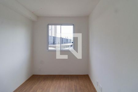 Quarto 2 de apartamento para alugar com 2 quartos, 34m² em Parque Industrial Tomas Edson, São Paulo