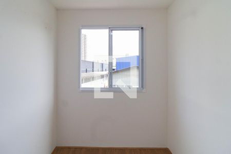 Quarto de apartamento para alugar com 2 quartos, 34m² em Parque Industrial Tomas Edson, São Paulo