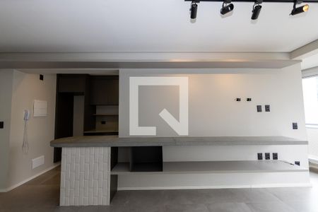 Sala_Cozinha de apartamento para alugar com 2 quartos, 69m² em Empresarial 18 do Forte, Barueri