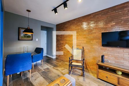 Sala  de apartamento para alugar com 2 quartos, 67m² em Grajaú, Rio de Janeiro