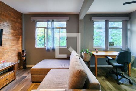 Sala  de apartamento para alugar com 2 quartos, 67m² em Grajaú, Rio de Janeiro