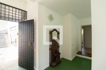 Casa para alugar com 5 quartos, 380m² em Jardim Sao Bento, São Paulo