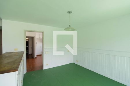 Casa para alugar com 5 quartos, 380m² em Jardim Sao Bento, São Paulo