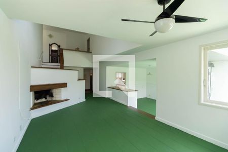 Casa para alugar com 5 quartos, 380m² em Jardim Sao Bento, São Paulo