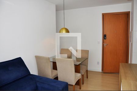Detalhe - Sala e Sala de Jantar de apartamento para alugar com 2 quartos, 45m² em Jardim Iris, São Paulo