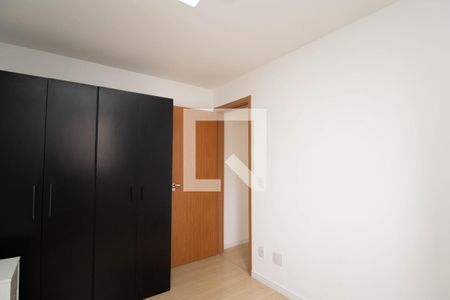 Quarto 1 de apartamento para alugar com 2 quartos, 45m² em Jardim Iris, São Paulo