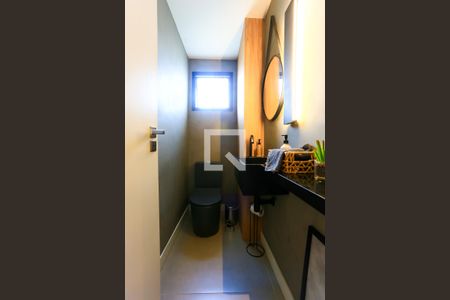 Lavabo de apartamento à venda com 3 quartos, 114m² em Vila Suzana, São Paulo