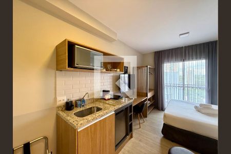 Cozinha  de kitnet/studio à venda com 0 quarto, 22m² em Jardim das Acacias, São Paulo